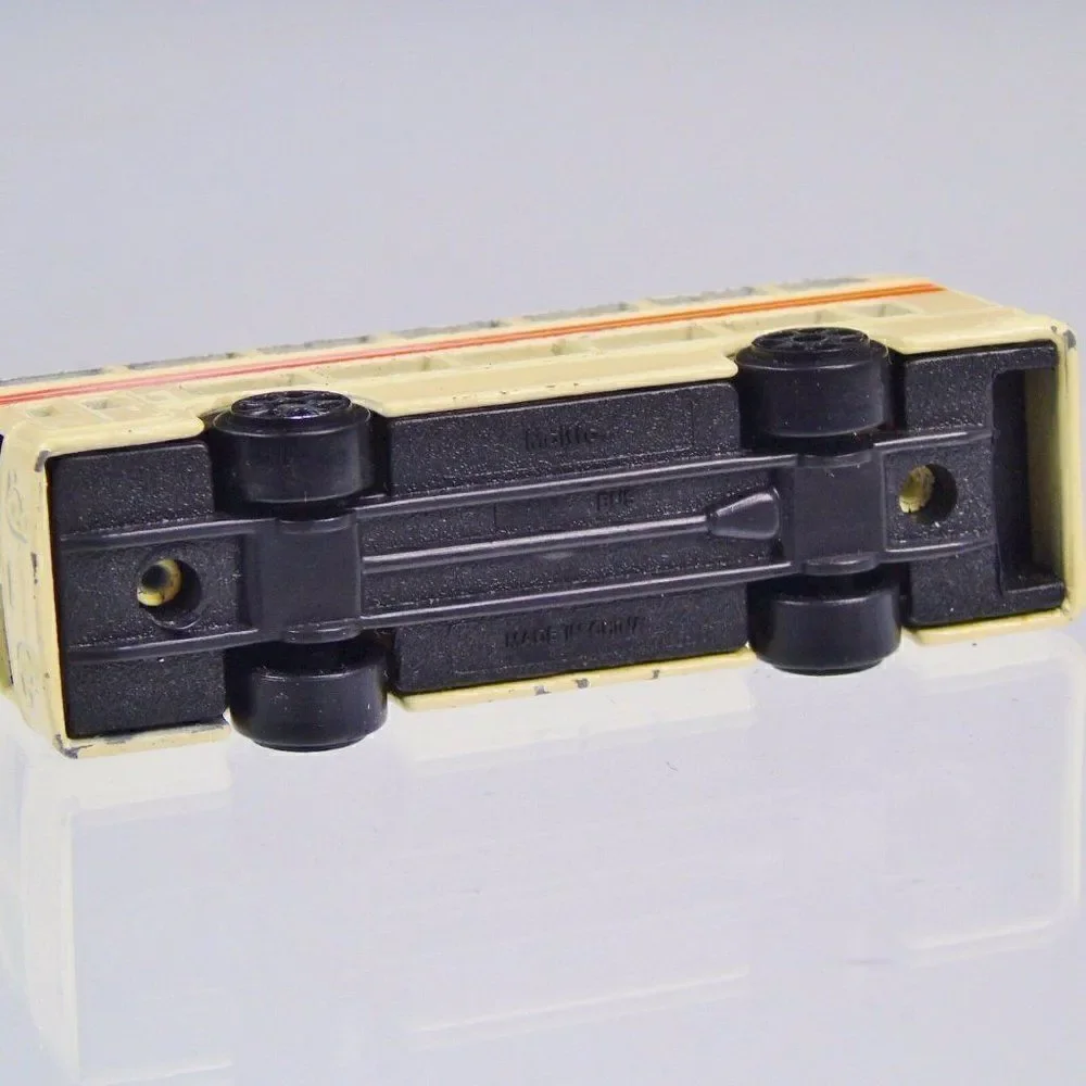 Vintage Maisto Daimler Double Decker Bus Diecast Toy Car